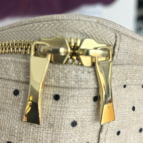 Kate Spade  New York lunch tote  ( out To lunch ) - Picture 4 of 11